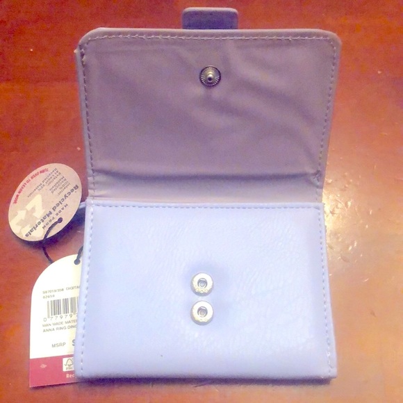 Mundi Purple Wallet… Women’s. Small. Super Cute! Perfect for Spring/Summer 🌸 - Picture 3 of 7